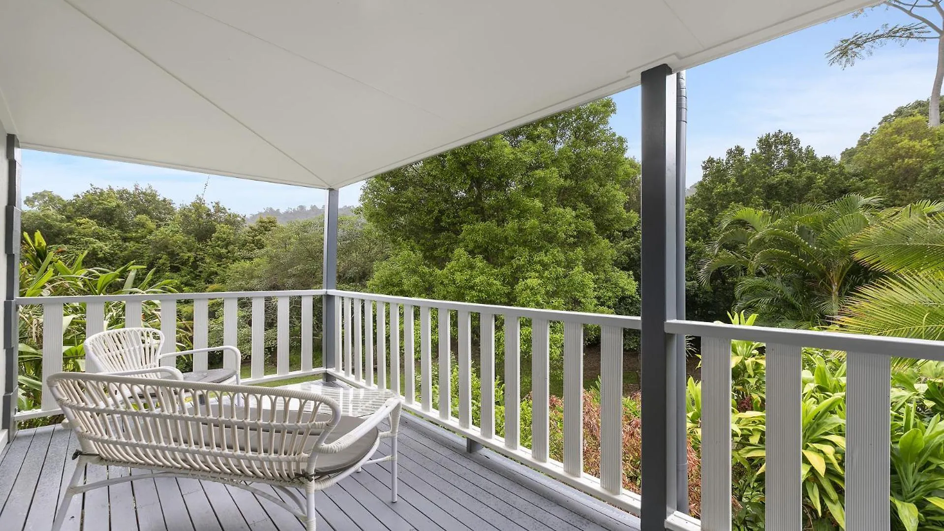The Country House At Hunchy Montville Flaxton 0*,